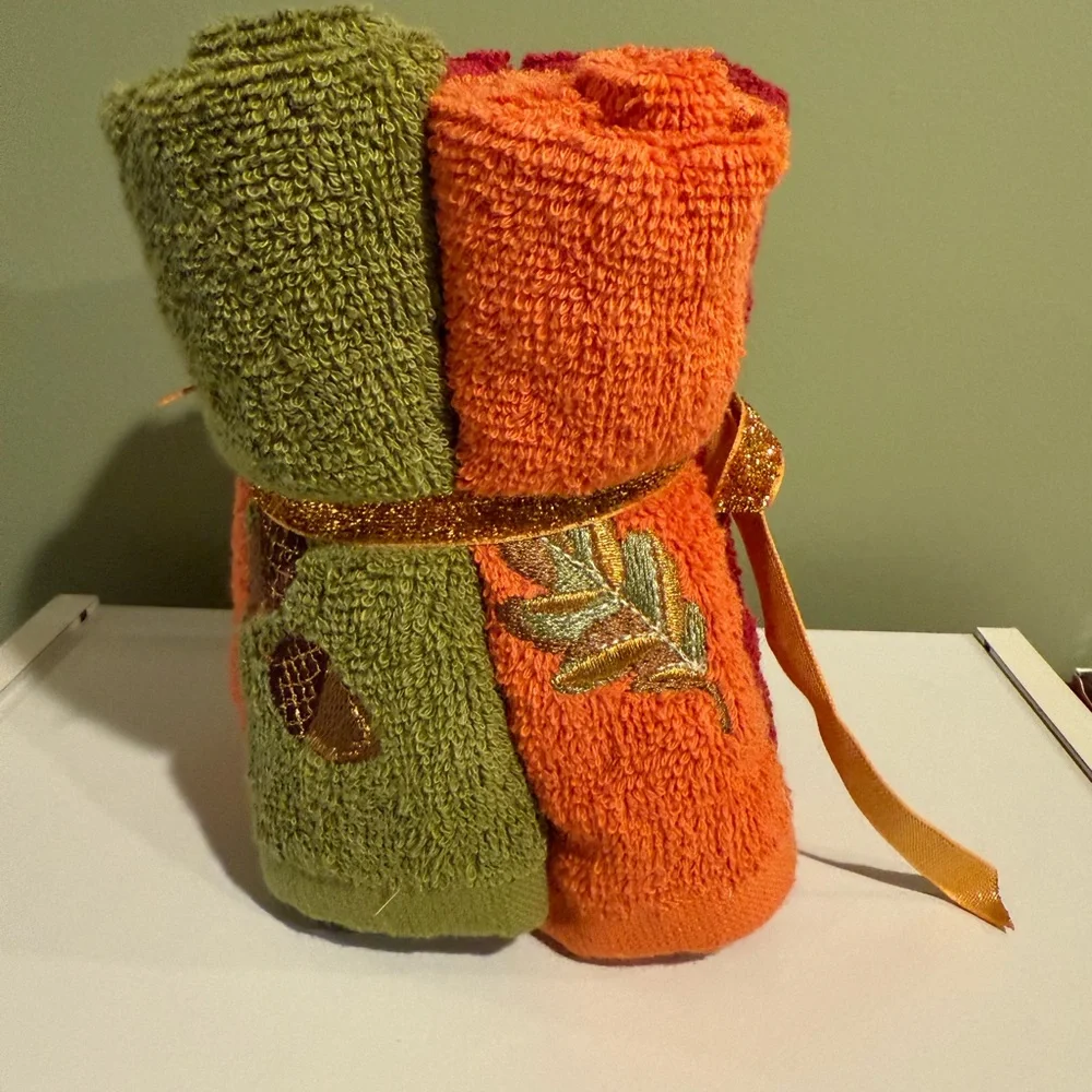 Festive Autumn Wash Rag Set - Red, Orange, Green